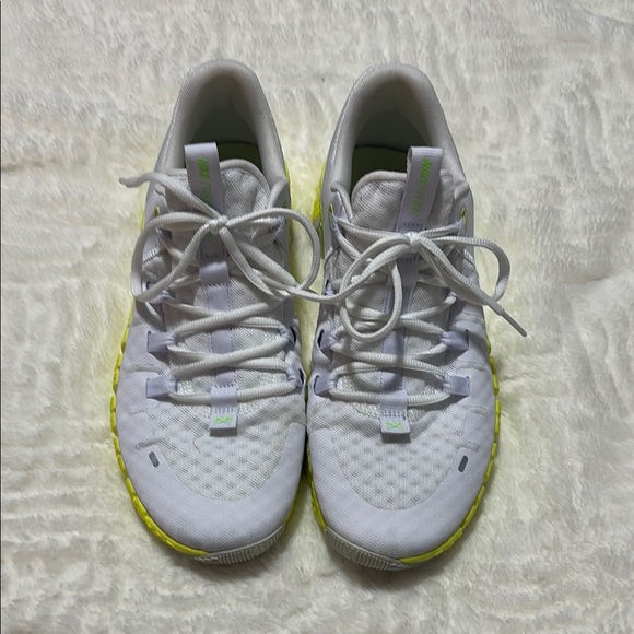 Nike Shoes - Nike metcon